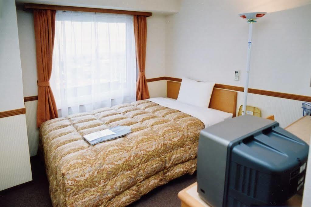 Toyoko Inn Sendai-Eki Nishi-Guchi Chuo Dış mekan fotoğraf