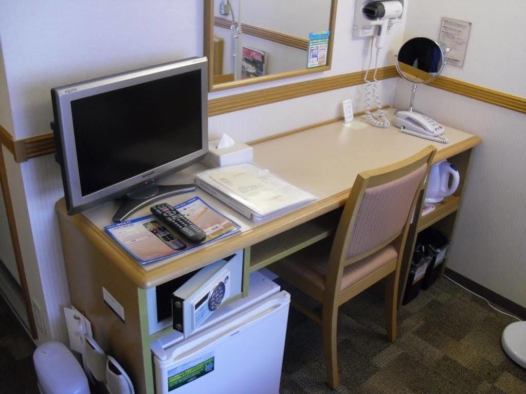 Toyoko Inn Sendai-Eki Nishi-Guchi Chuo Dış mekan fotoğraf