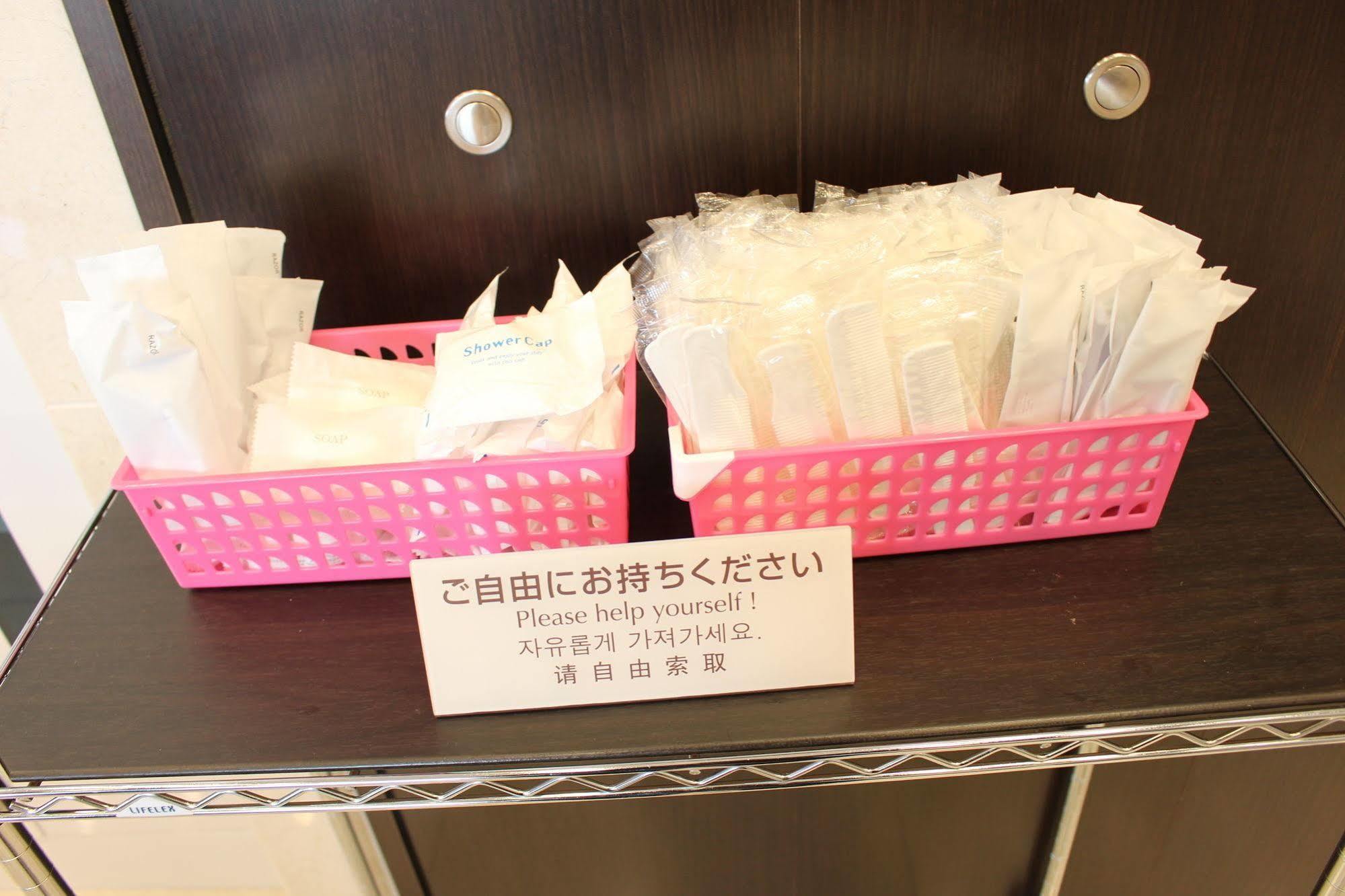 Toyoko Inn Sendai-Eki Nishi-Guchi Chuo Dış mekan fotoğraf