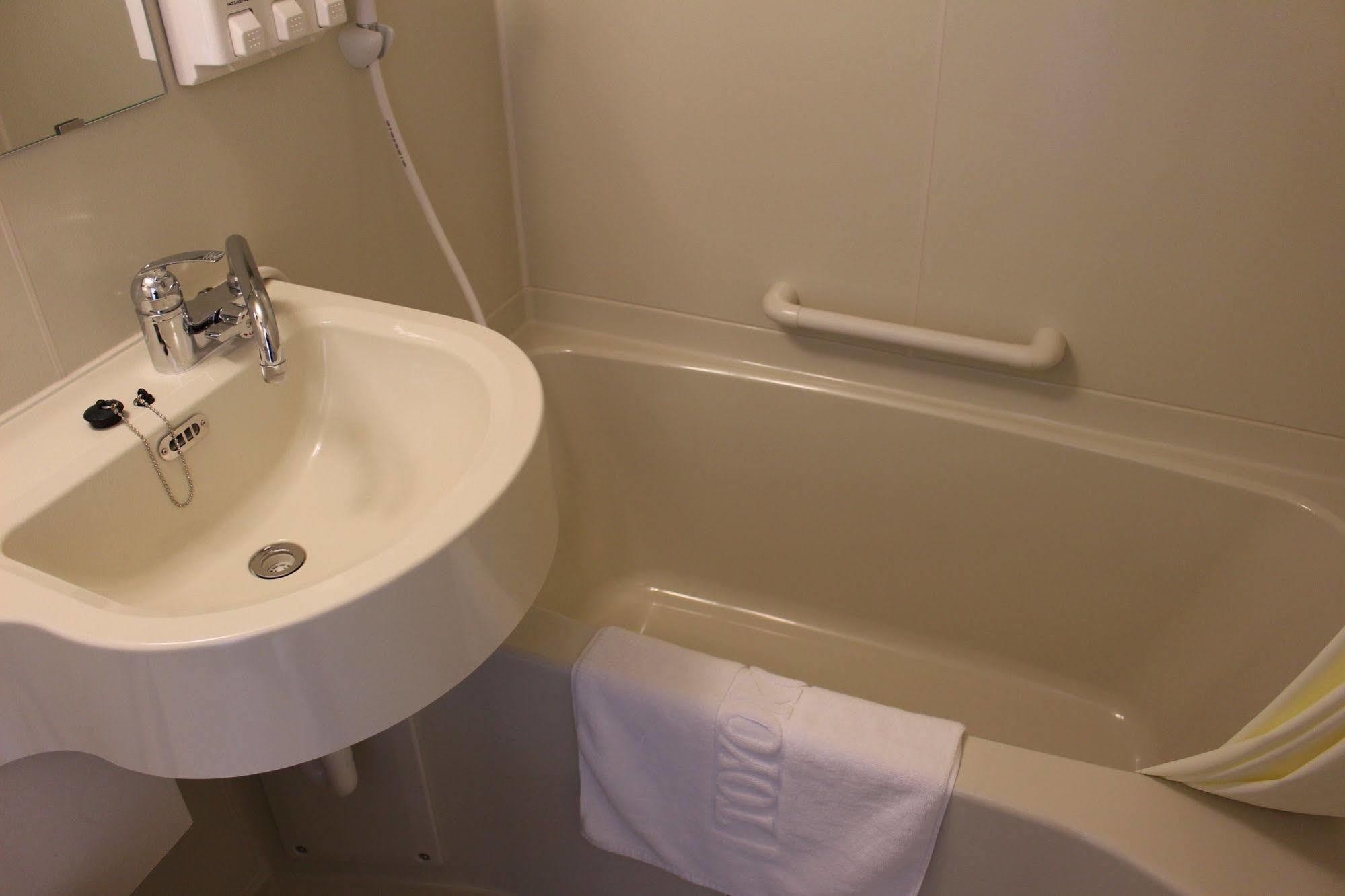 Toyoko Inn Sendai-Eki Nishi-Guchi Chuo Dış mekan fotoğraf